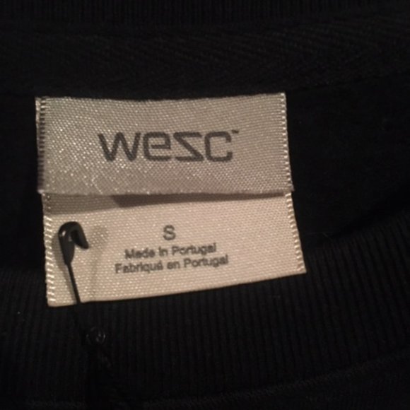 BRAND NEW Black WESC ICON Crewneck Sweatshirt - Picture 2 of 4